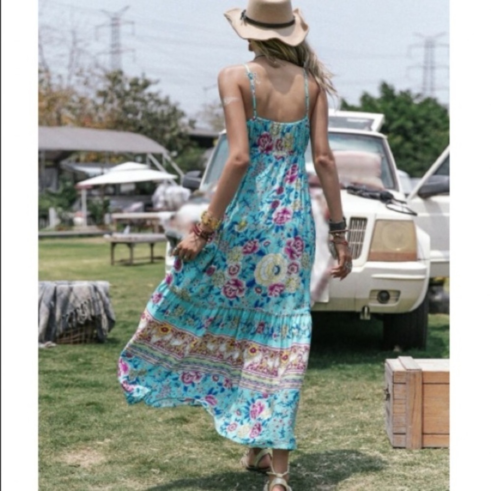 Bohemian Floral Maxi Dress – Women’s Medium, Light Blue, Everyday Boho - Picture 3 of 12